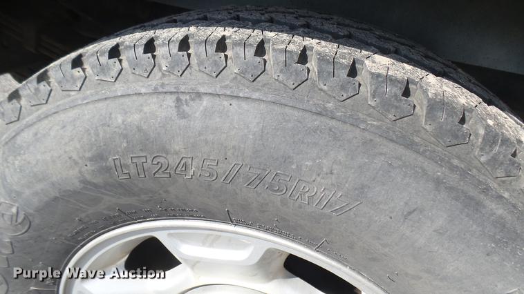 image for item DC1773 2011 Ford F250 Super Duty utility bed pickup truck