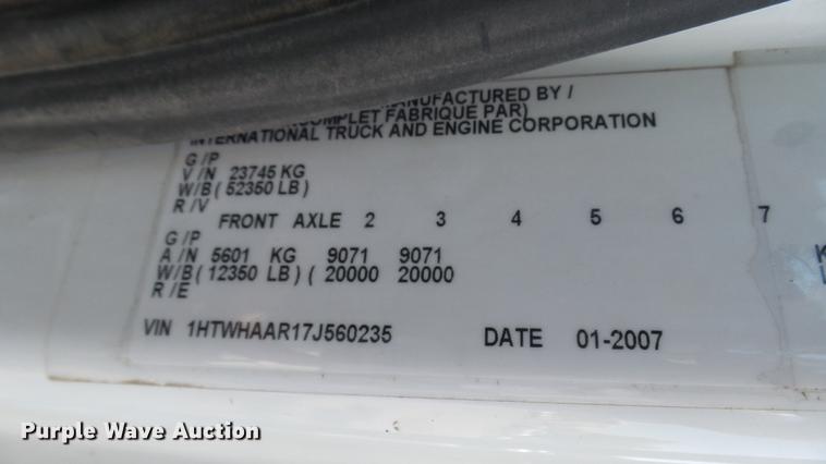 image for item DC1774 2007 International 7400 dump truck