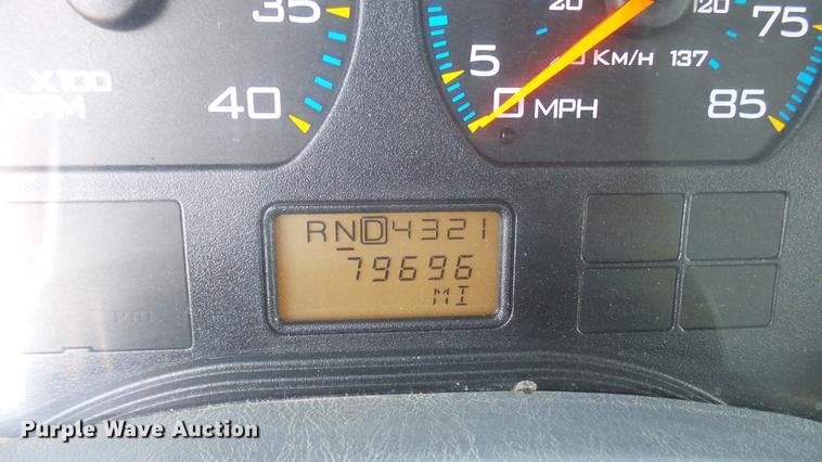 image for item DC1774 2007 International 7400 dump truck