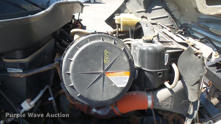 image for item DC1774 2007 International 7400 dump truck