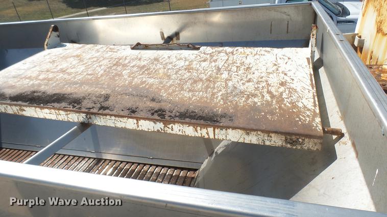 image for item DC1774 2007 International 7400 dump truck