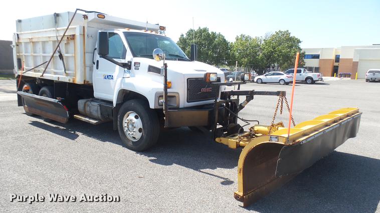 image for item DC1775 2006 GMC C8500 dump truck