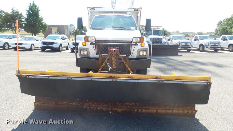 image for item DC1775 2006 GMC C8500 dump truck