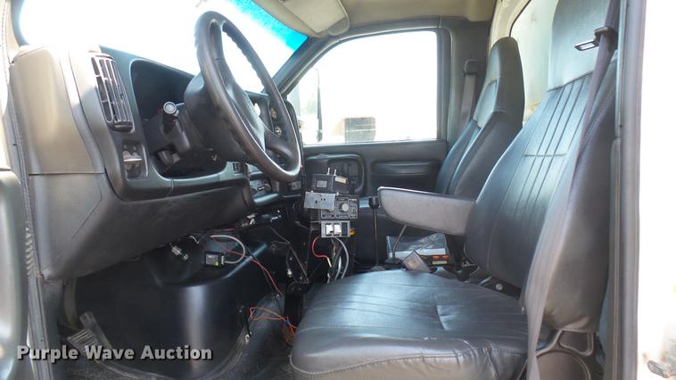 image for item DC1775 2006 GMC C8500 dump truck