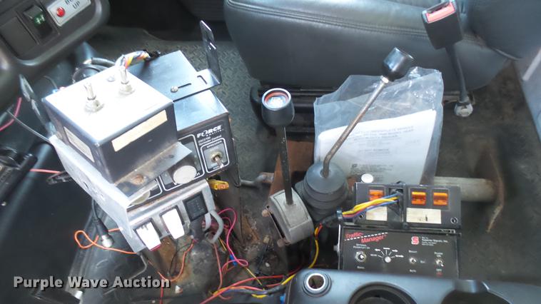 image for item DC1775 2006 GMC C8500 dump truck