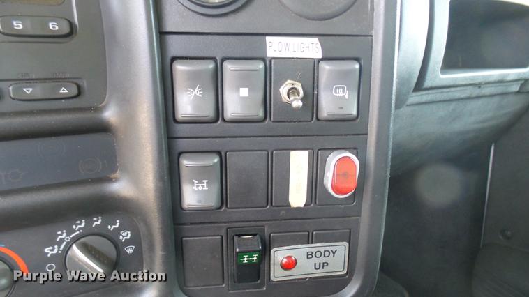 image for item DC1775 2006 GMC C8500 dump truck