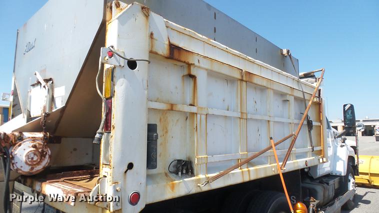 image for item DC1775 2006 GMC C8500 dump truck