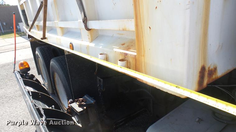 image for item DC1775 2006 GMC C8500 dump truck