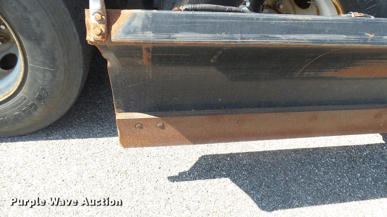 image for item DC1775 2006 GMC C8500 dump truck