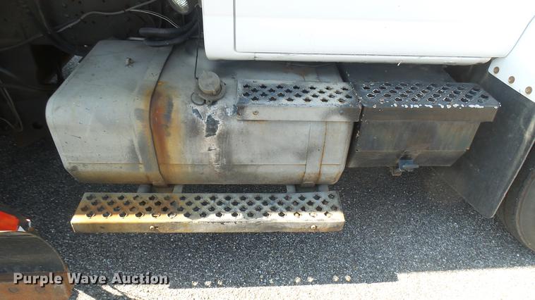 image for item DC1775 2006 GMC C8500 dump truck