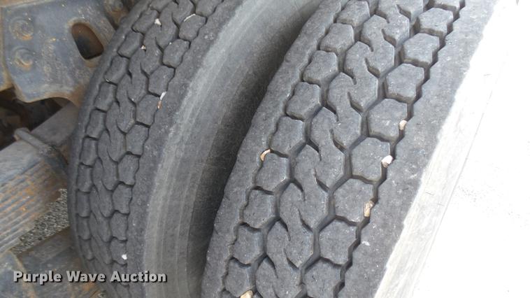 image for item DC1775 2006 GMC C8500 dump truck