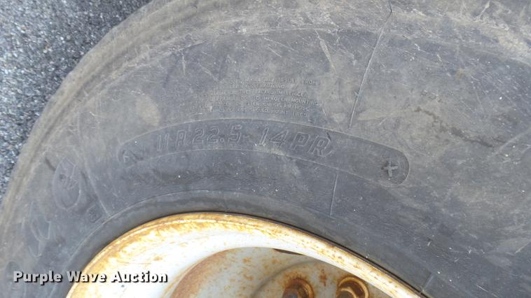 image for item DC1775 2006 GMC C8500 dump truck