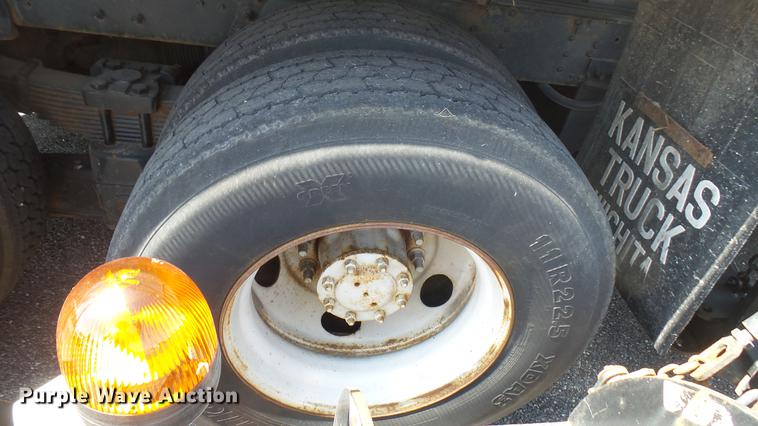 image for item DC1775 2006 GMC C8500 dump truck