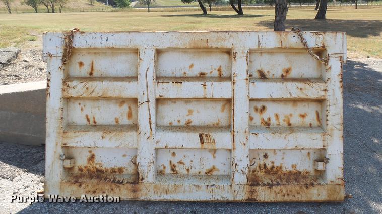 image for item DC1775 2006 GMC C8500 dump truck