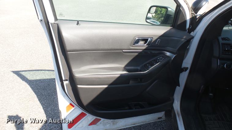 image for item DC1776 2013 Ford Explorer Police Interceptor SUV