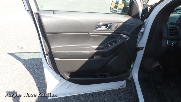 image for item DC1777 2014 Ford Explorer Police Interceptor SUV