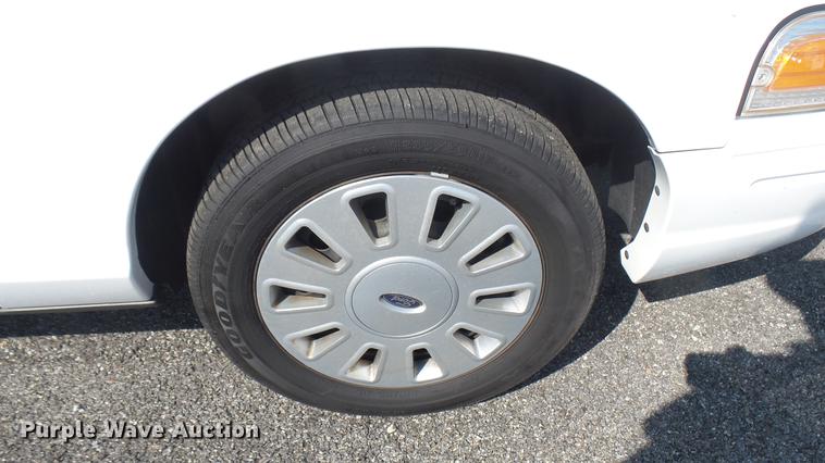 image for item DC1778 2010 Ford Crown Victoria Police Interceptor