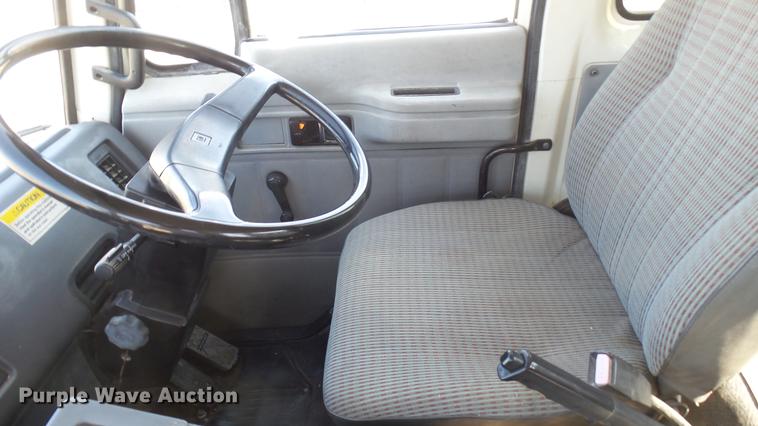 image for item DC1782 1989 GMC Forward W7 platform truck