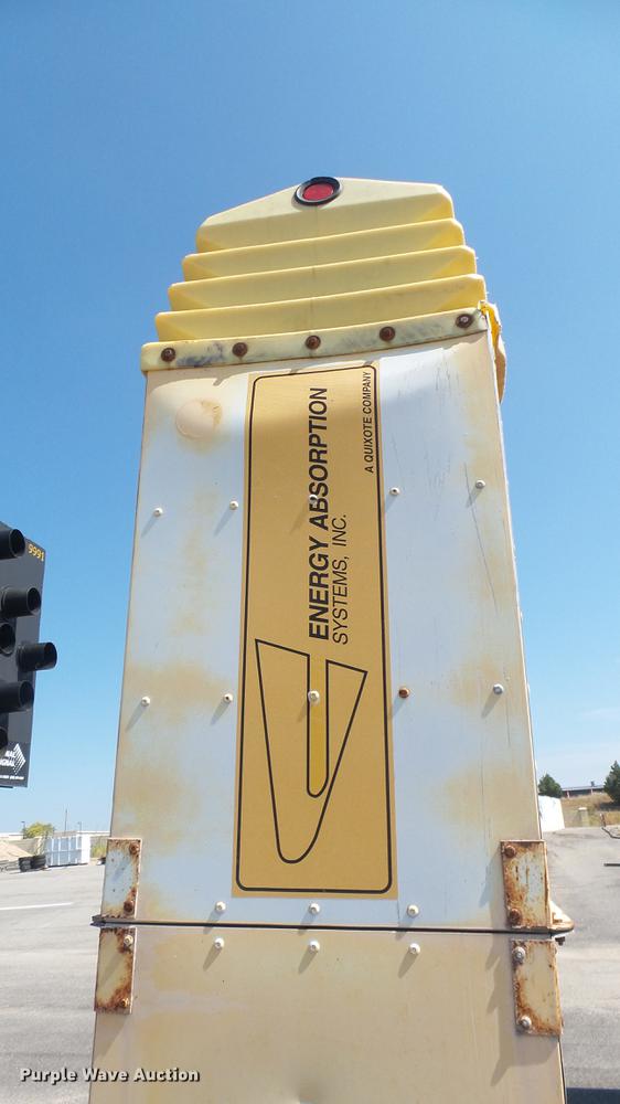 image for item DC1782 1989 GMC Forward W7 platform truck