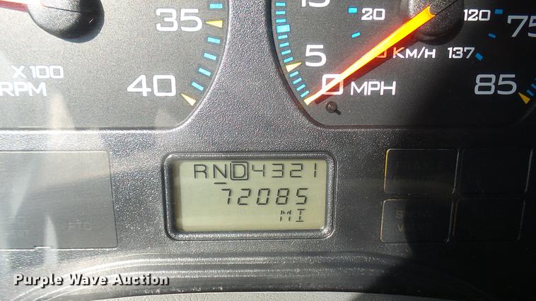 image for item DC1787 2007 International 7400 dump truck