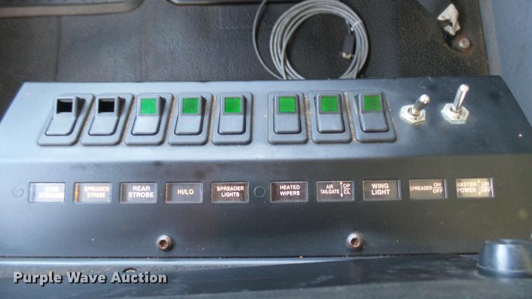 image for item DC1787 2007 International 7400 dump truck