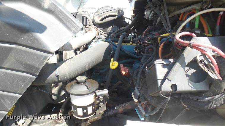 image for item DC1787 2007 International 7400 dump truck