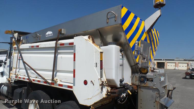 image for item DC1787 2007 International 7400 dump truck