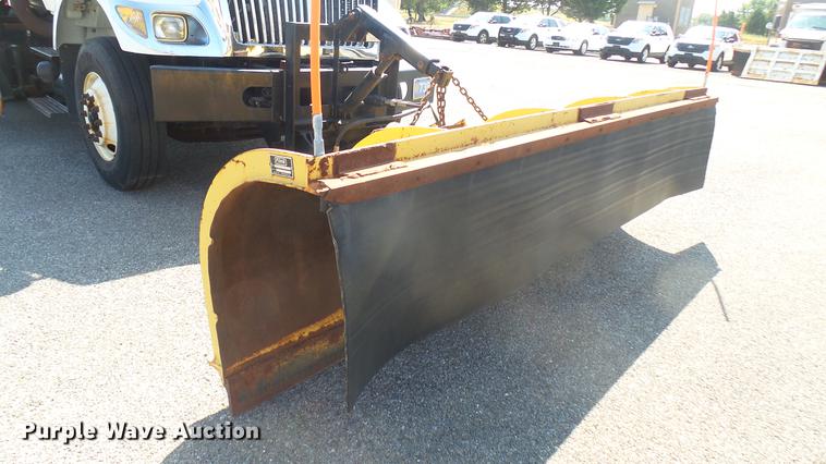 image for item DC1787 2007 International 7400 dump truck