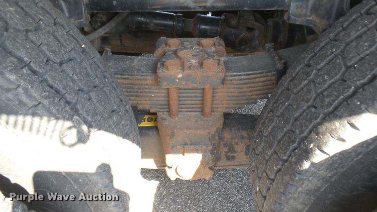 image for item DC1787 2007 International 7400 dump truck