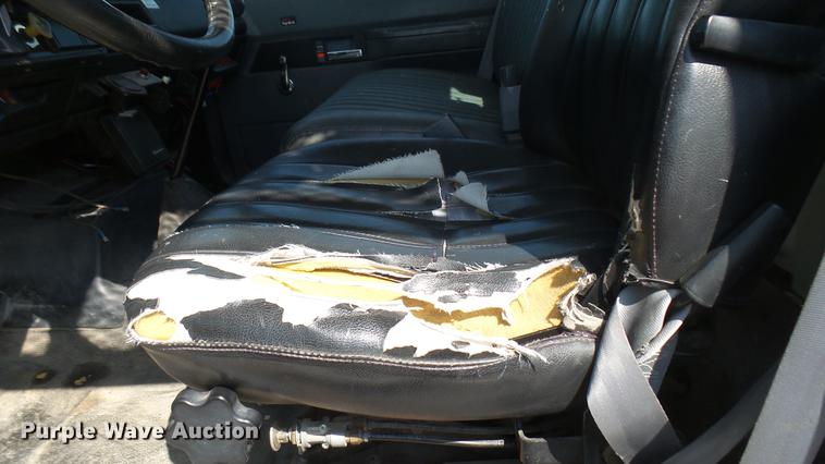 image for item DC1788 1993 GMC TopKick digger derrick truck