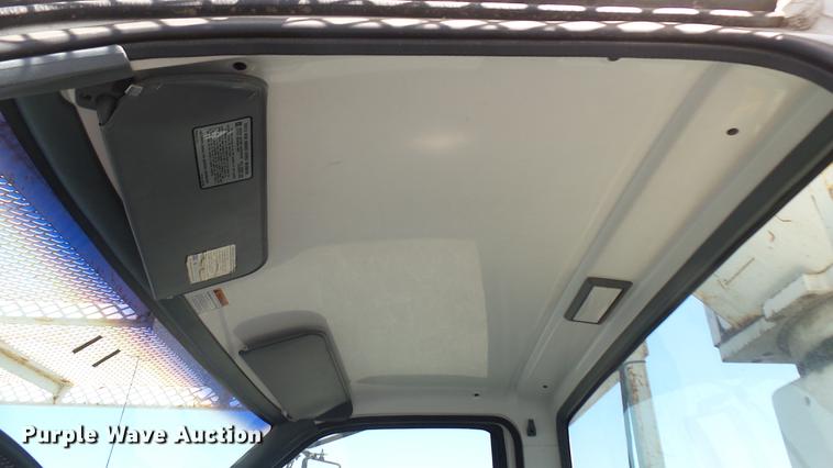 image for item DC1788 1993 GMC TopKick digger derrick truck