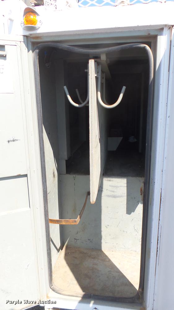 image for item DC1788 1993 GMC TopKick digger derrick truck