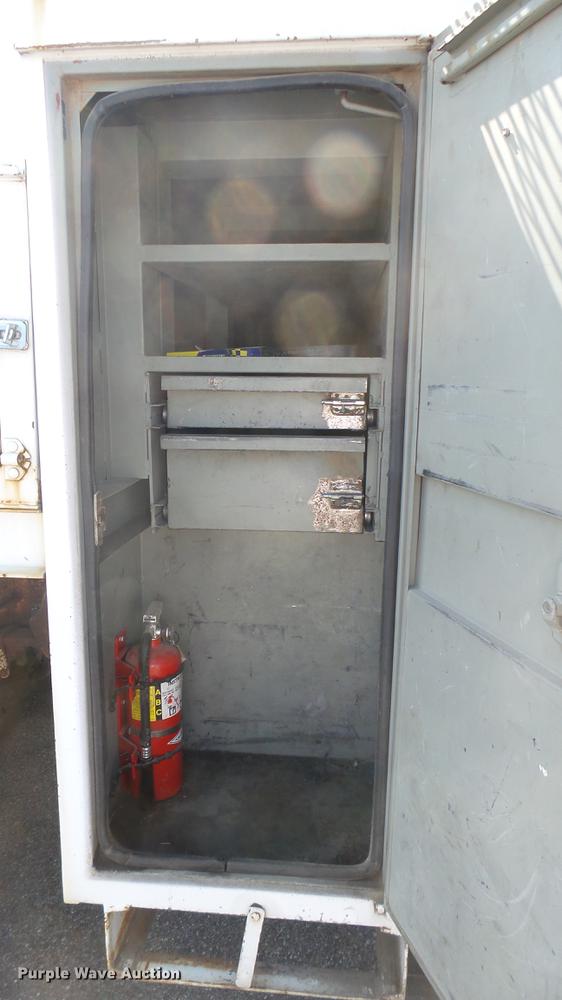 image for item DC1788 1993 GMC TopKick digger derrick truck