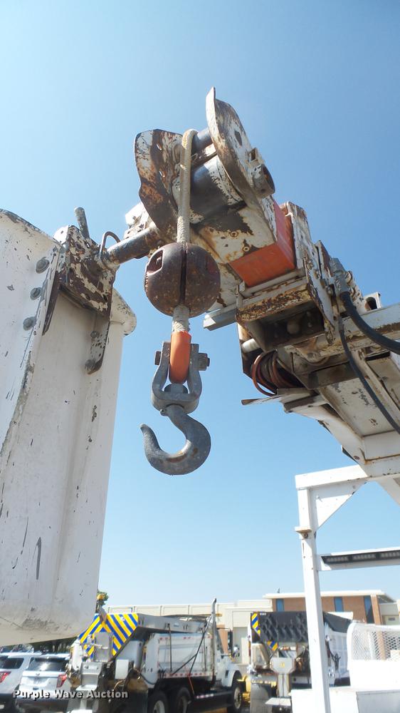 image for item DC1788 1993 GMC TopKick digger derrick truck