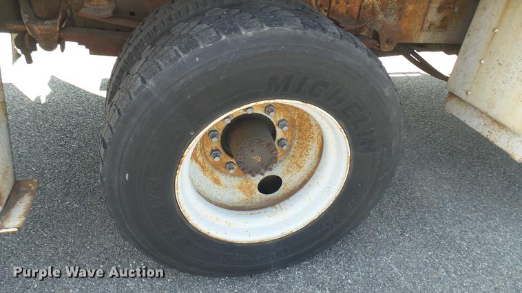 image for item DC1788 1993 GMC TopKick digger derrick truck