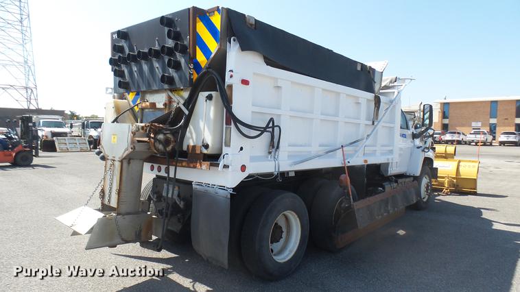image for item DC1789 2006 GMC C8500 dump truck