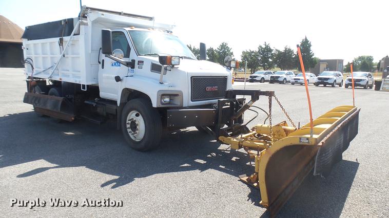 image for item DC1789 2006 GMC C8500 dump truck