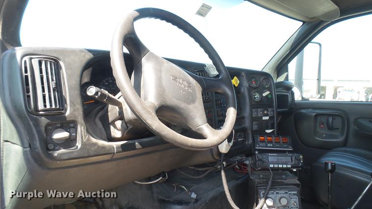 image for item DC1789 2006 GMC C8500 dump truck