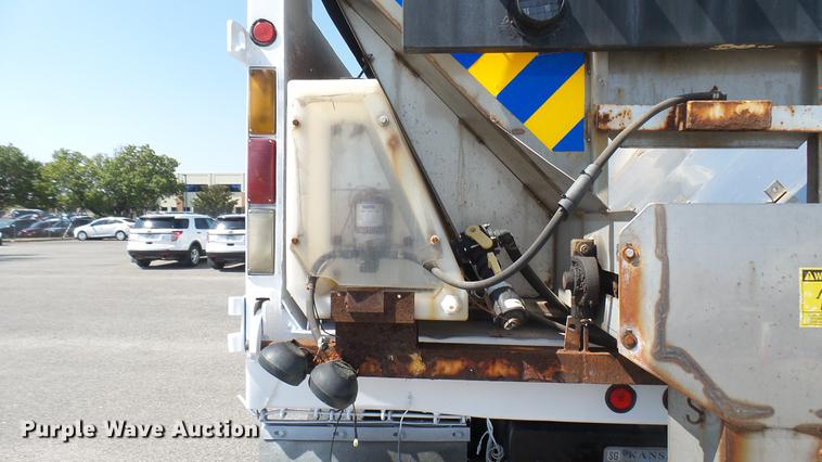 image for item DC1789 2006 GMC C8500 dump truck