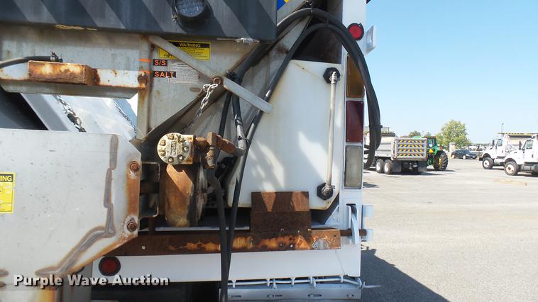 image for item DC1789 2006 GMC C8500 dump truck