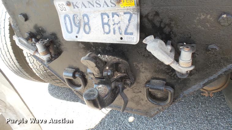 image for item DC1789 2006 GMC C8500 dump truck