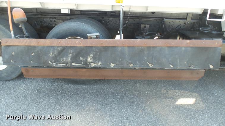 image for item DC1789 2006 GMC C8500 dump truck