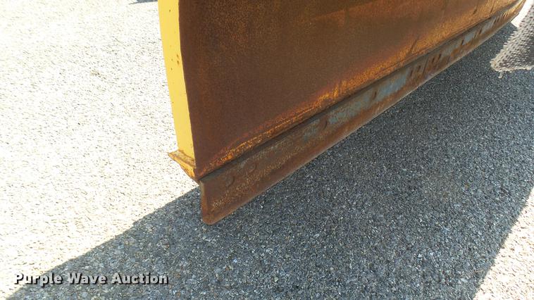 image for item DC1789 2006 GMC C8500 dump truck