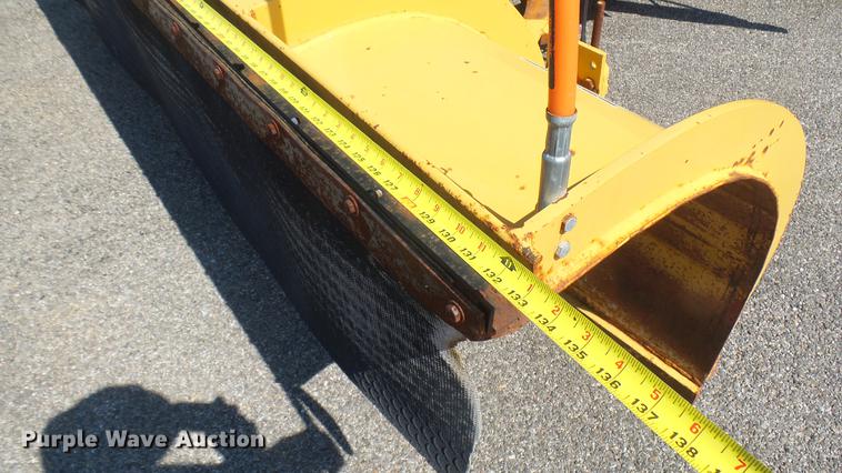 image for item DC1789 2006 GMC C8500 dump truck