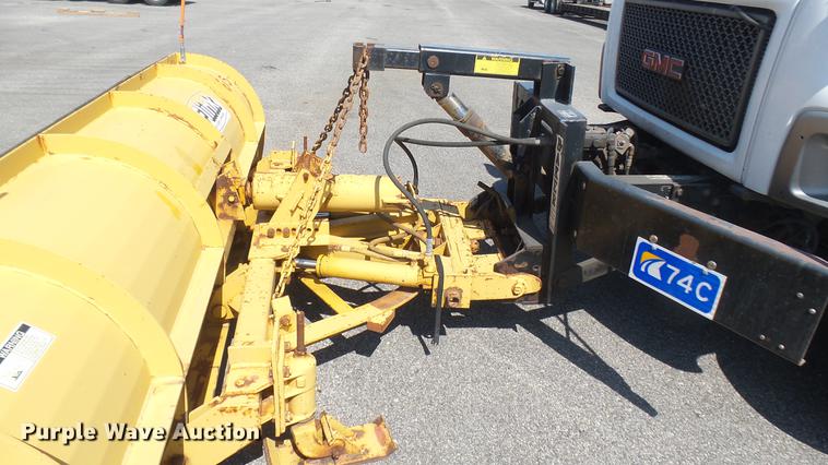 image for item DC1789 2006 GMC C8500 dump truck