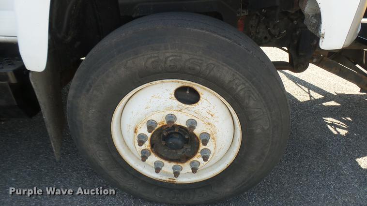 image for item DC1789 2006 GMC C8500 dump truck