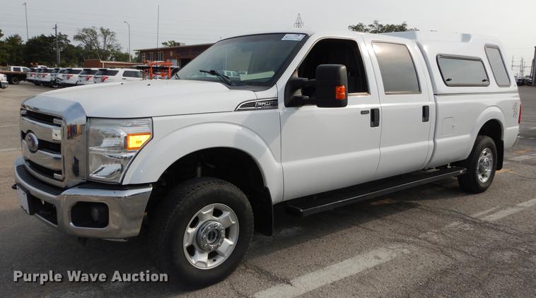 image for item DC5336 2011 Ford F250 Super Duty Crew Cab pickup truck