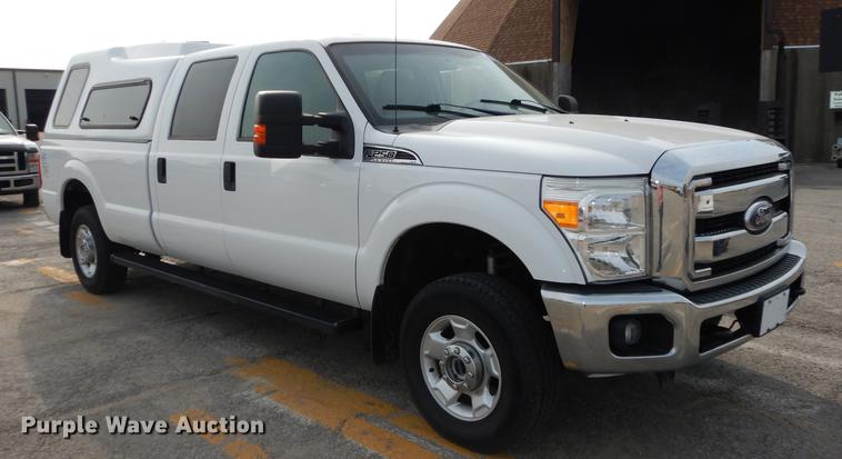 image for item DC5336 2011 Ford F250 Super Duty Crew Cab pickup truck