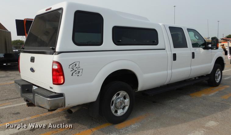 image for item DC5336 2011 Ford F250 Super Duty Crew Cab pickup truck