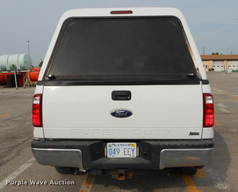 image for item DC5336 2011 Ford F250 Super Duty Crew Cab pickup truck